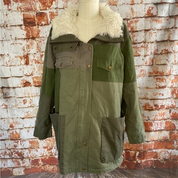 One Teaspoon Green Patchwork Twill Utility Defender Sherpa Fur Lined Coat Small - Picture 5 of 14